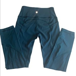 LULULEMON, Reflective, 23” length, size 4